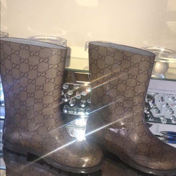 Kids AUTHENTIC Gucci Rain boots!! - Picture 2 of 4